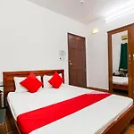 OYO 523 Phúc Khánh Hotel